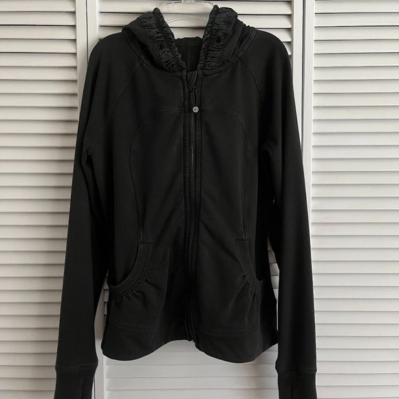 Lululemon Back To Class Jacket Black size 8 rare - Picture 1 of 8